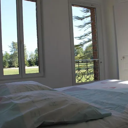 Allee Du Chateau بيت للعطل Le Landin